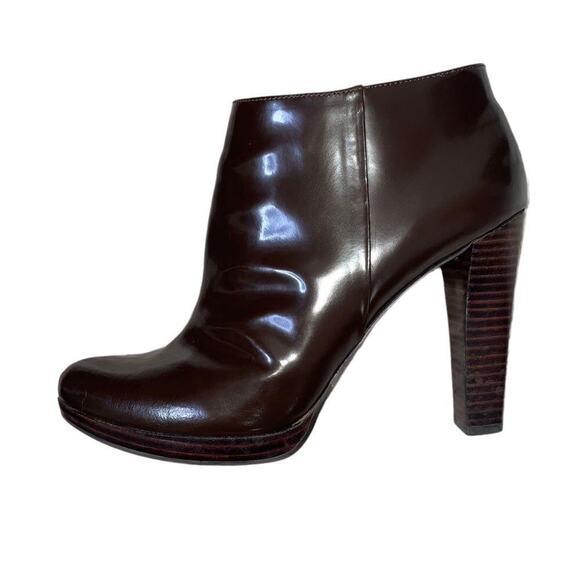 Nine West shiny leather chocolate brown heeled boots SZ 8.5 EUC booties Fall - Picture 1 of 10